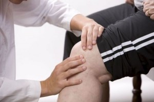 Ограничение движения в колене при остеохондрозе